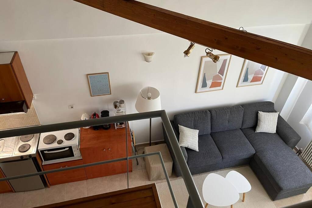 Attic Studio Stay Каламата Екстер'єр фото