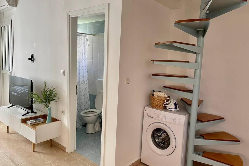 Attic Studio Stay Каламата Екстер'єр фото